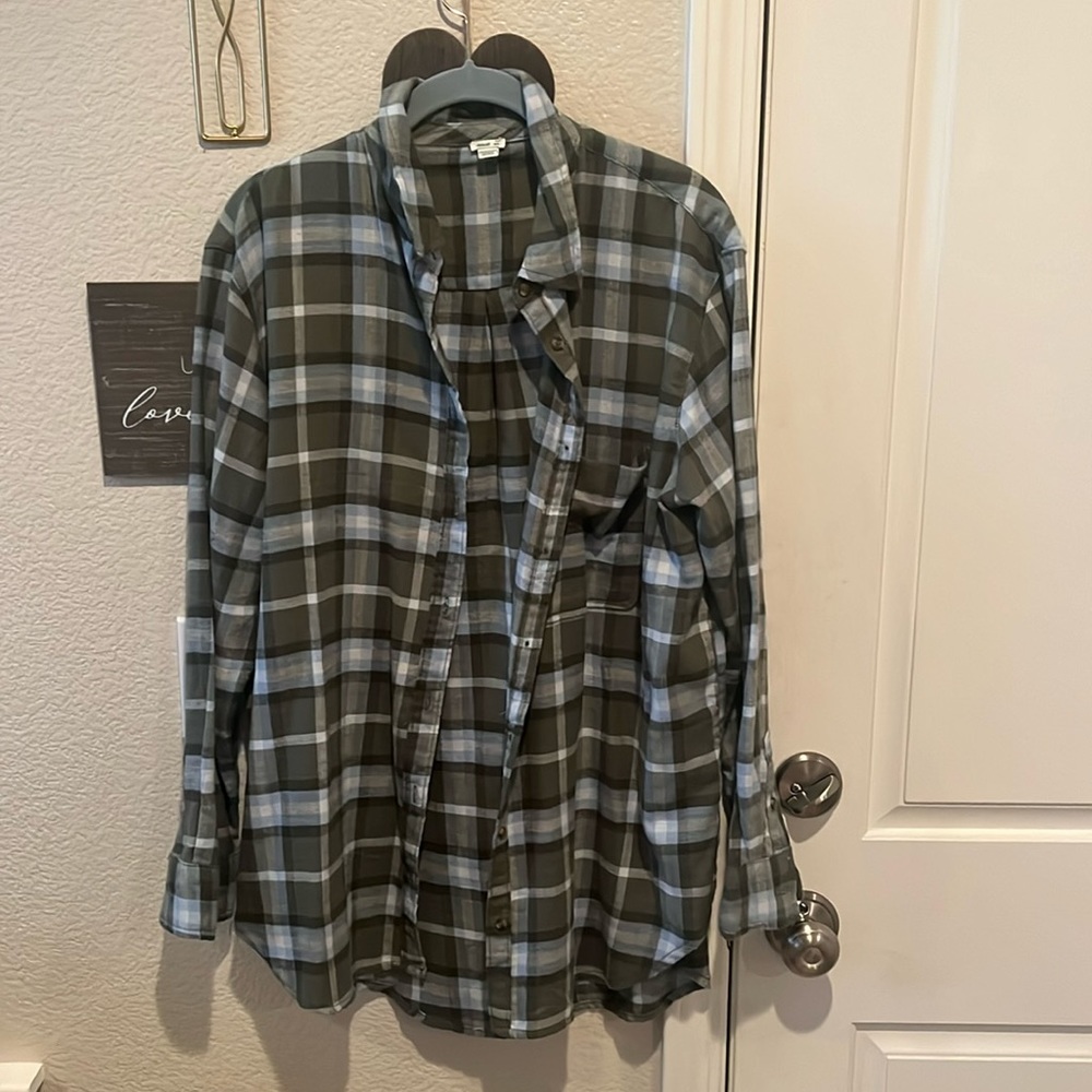 Aerie plaid flannel blue and green button down shirt medium